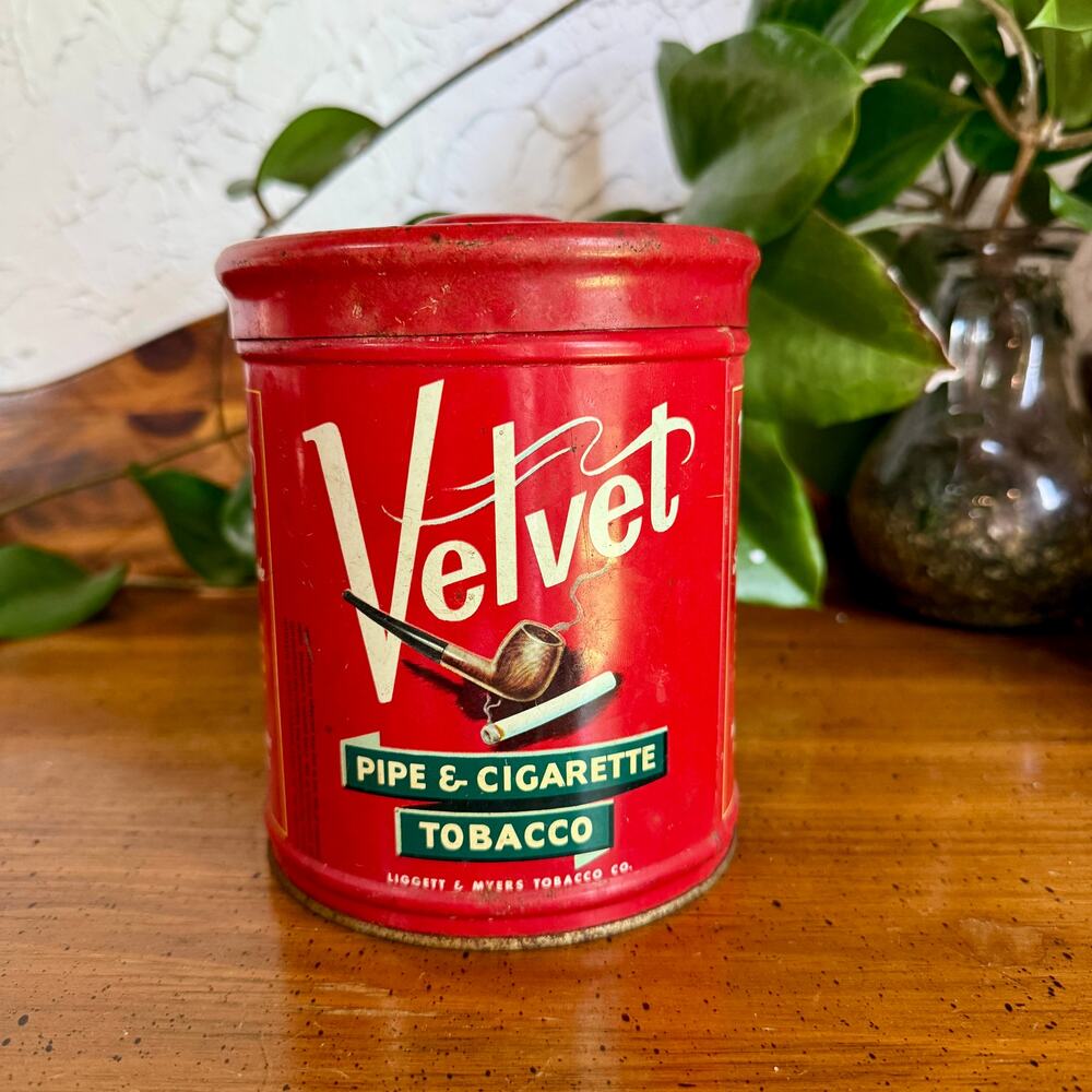 Vintage Velvet Pipe Cigarette Tobacco Tin Red Advertising Can Liggett Myers Lid